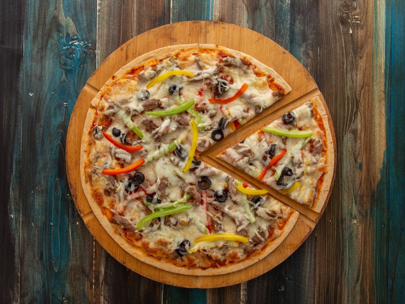 Via 313 combo meal with pizza slices and fresh salad